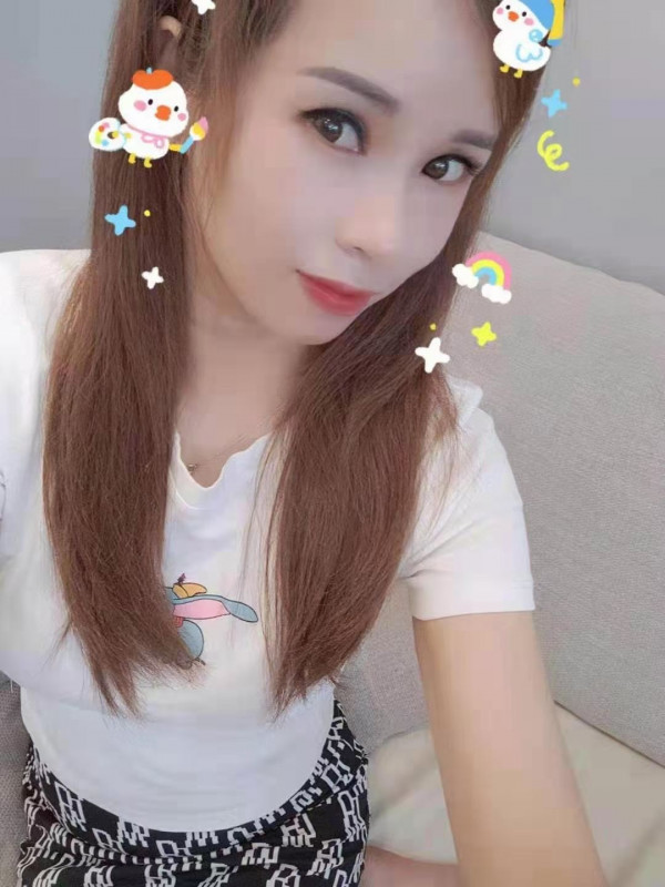 中山小榄白虎妹子